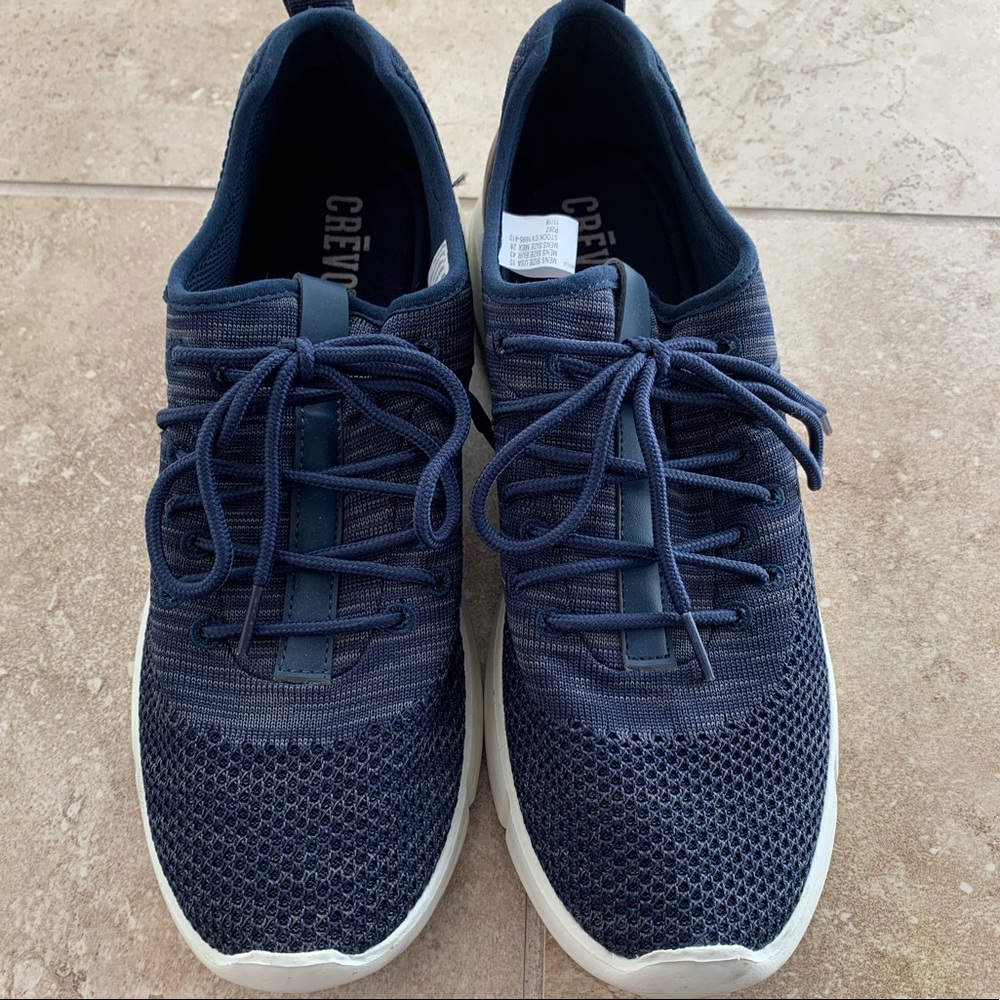 Men’s Crevo Sneakers - Size 10